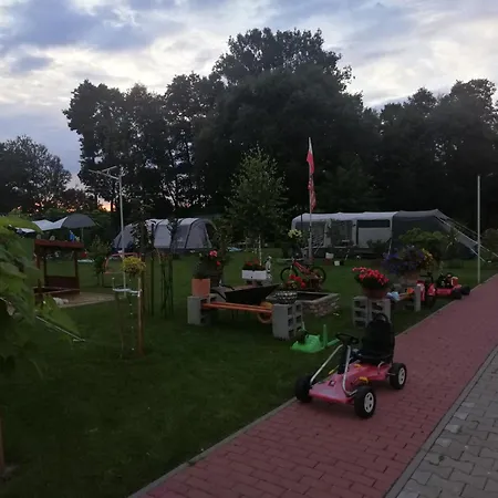 Ranczo U Piotra アパート *